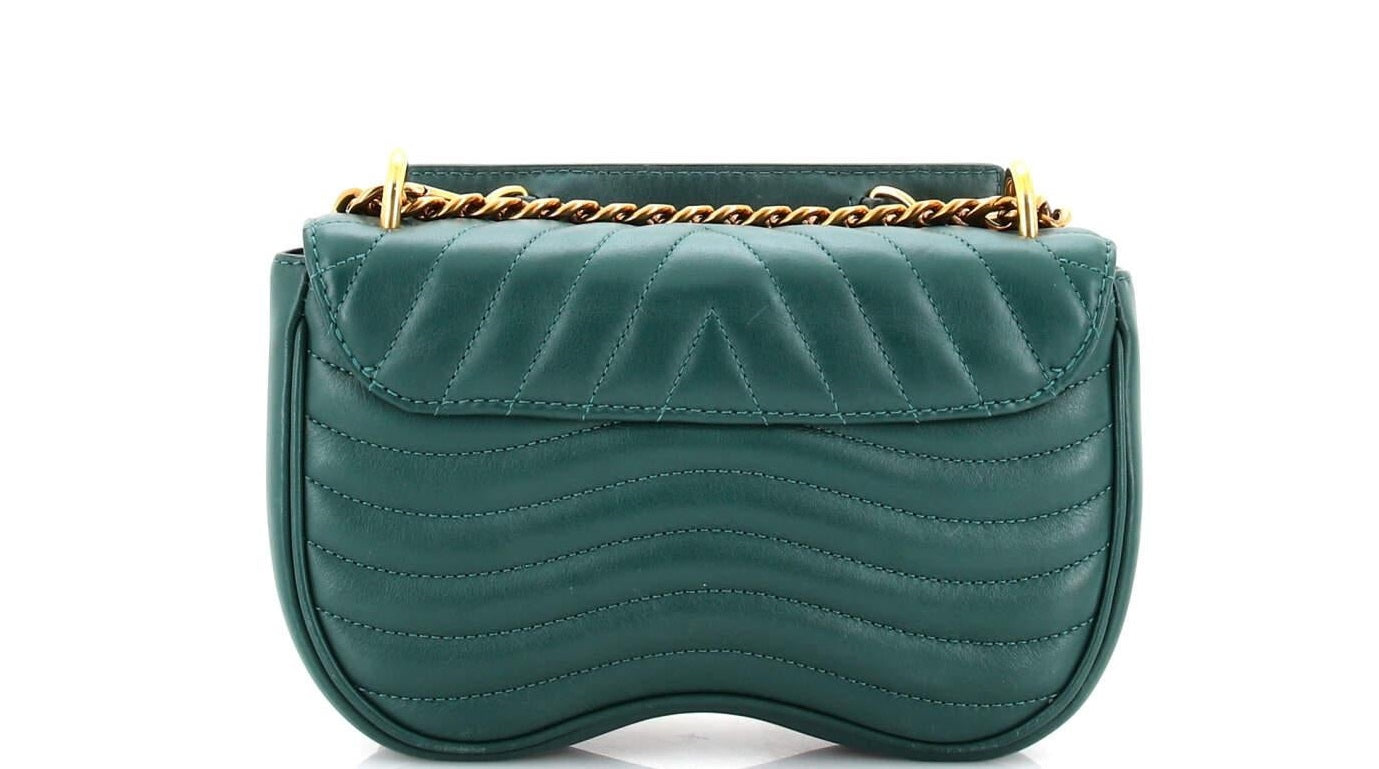NEW Louis Vuitton New Wave chain bag in quilted leather PM