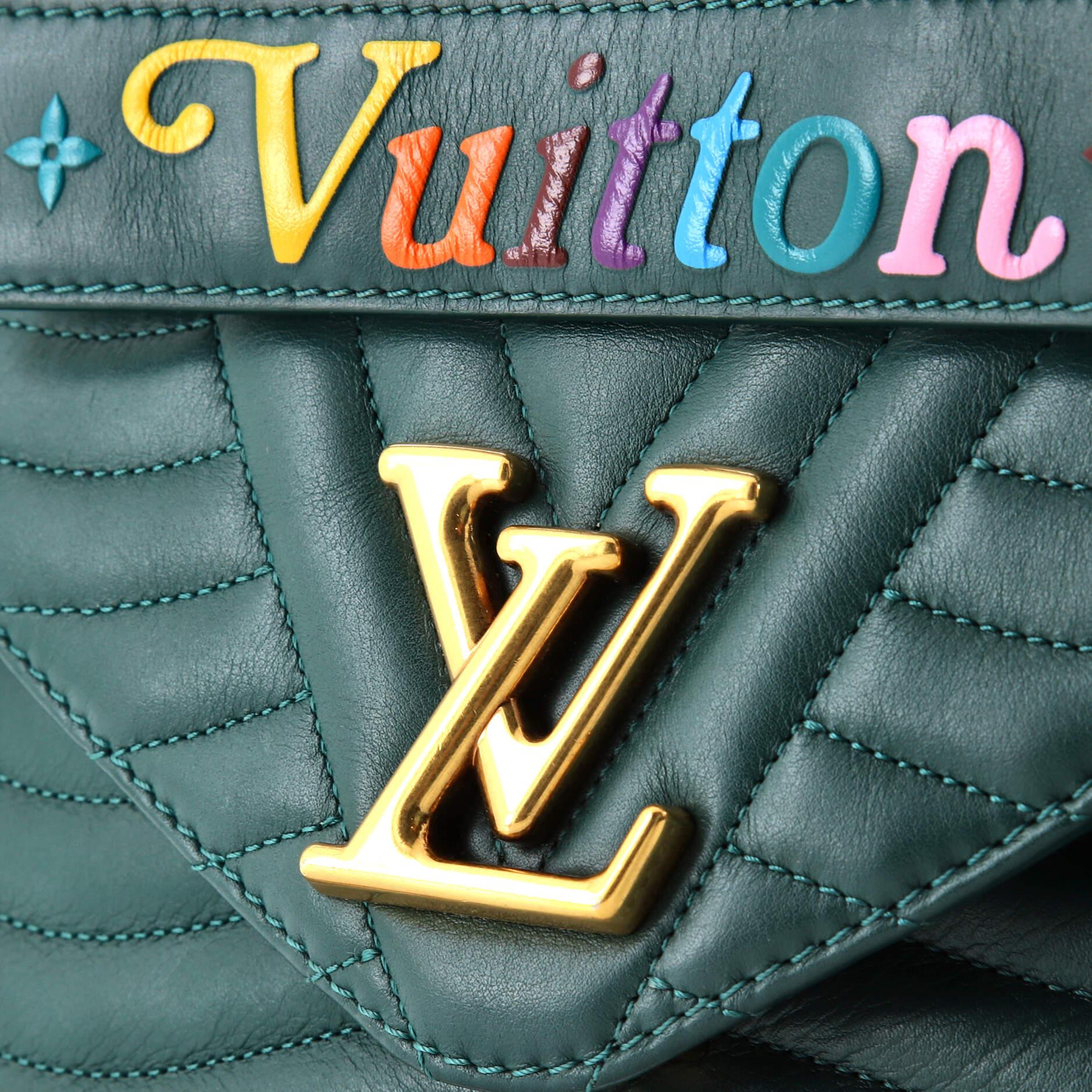 NEW Louis Vuitton New Wave chain bag in quilted leather PM