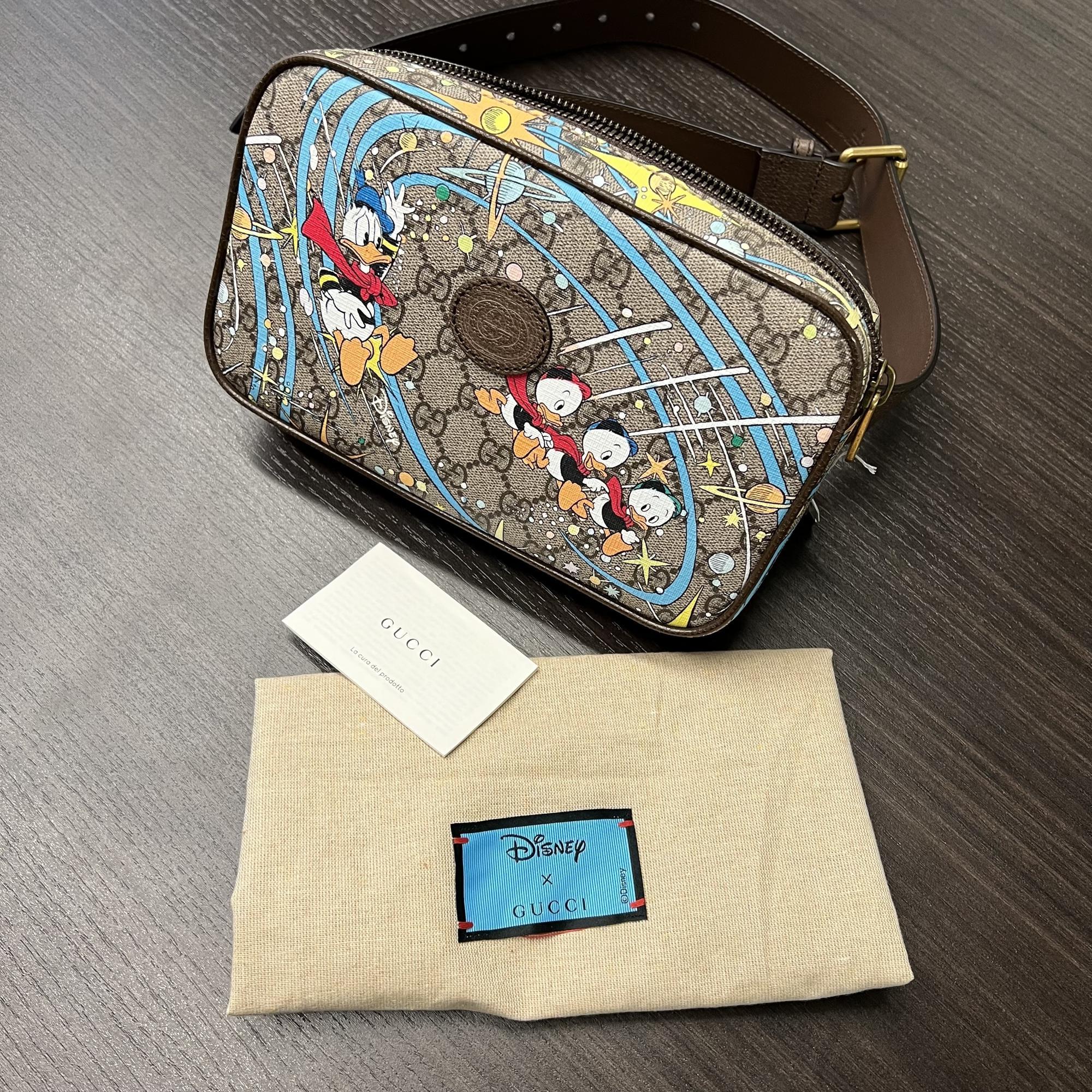 NEW Gucci GG Supreme Donald Duck Disney x Gucci unisex leather belt bag